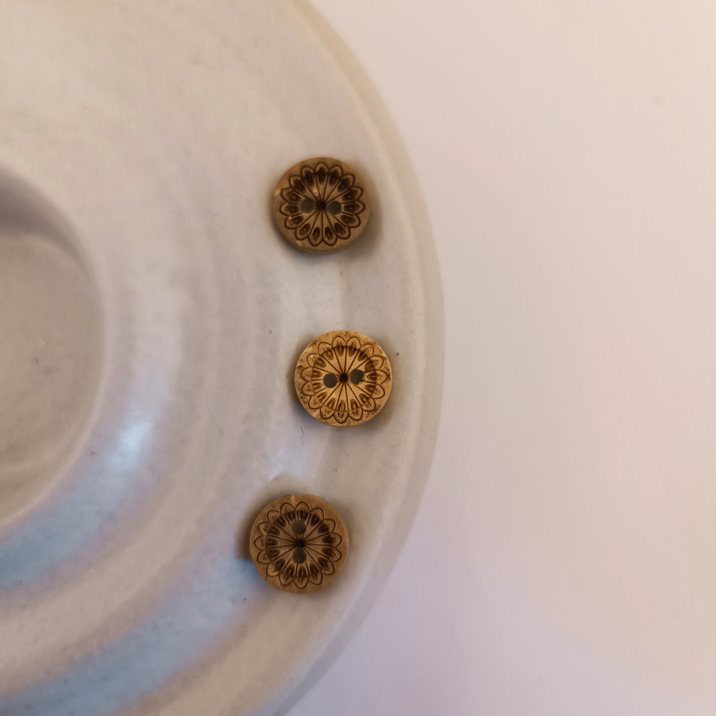 Knapper av kokosnøtt - 12mm